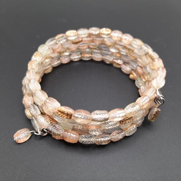 Vintage Art Glass Leaf Bead Memory Wire Bracelet – Clear Gold Leaf Design - Picture 4 of 10
